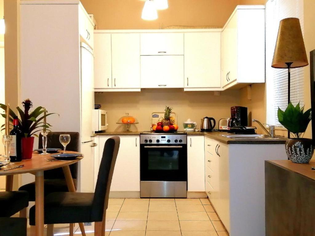 Odyseia Apts Ιi At The Center Of The City & Old Town Chania  ภายนอก รูปภาพ